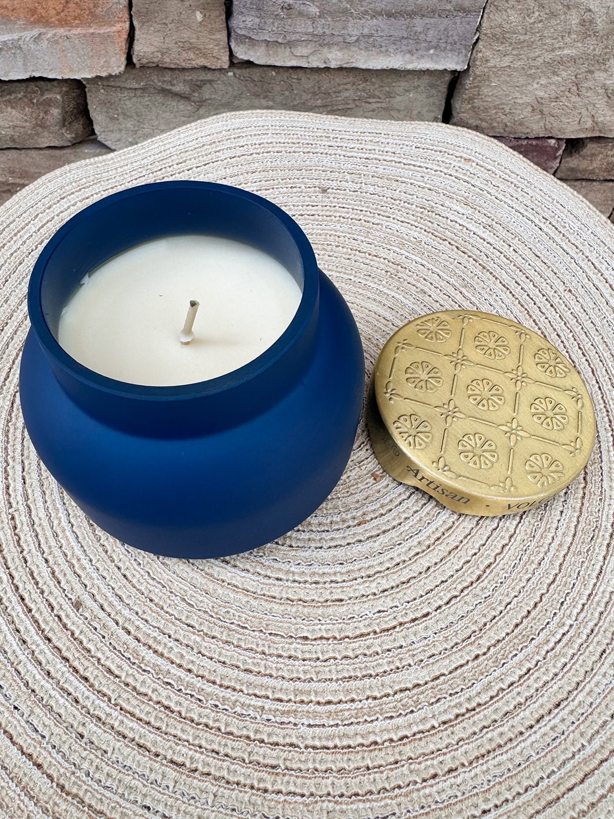 [Capri Blue] Volcano Terrazza Velluto Signature Candle - The Pink Pineapple 850
