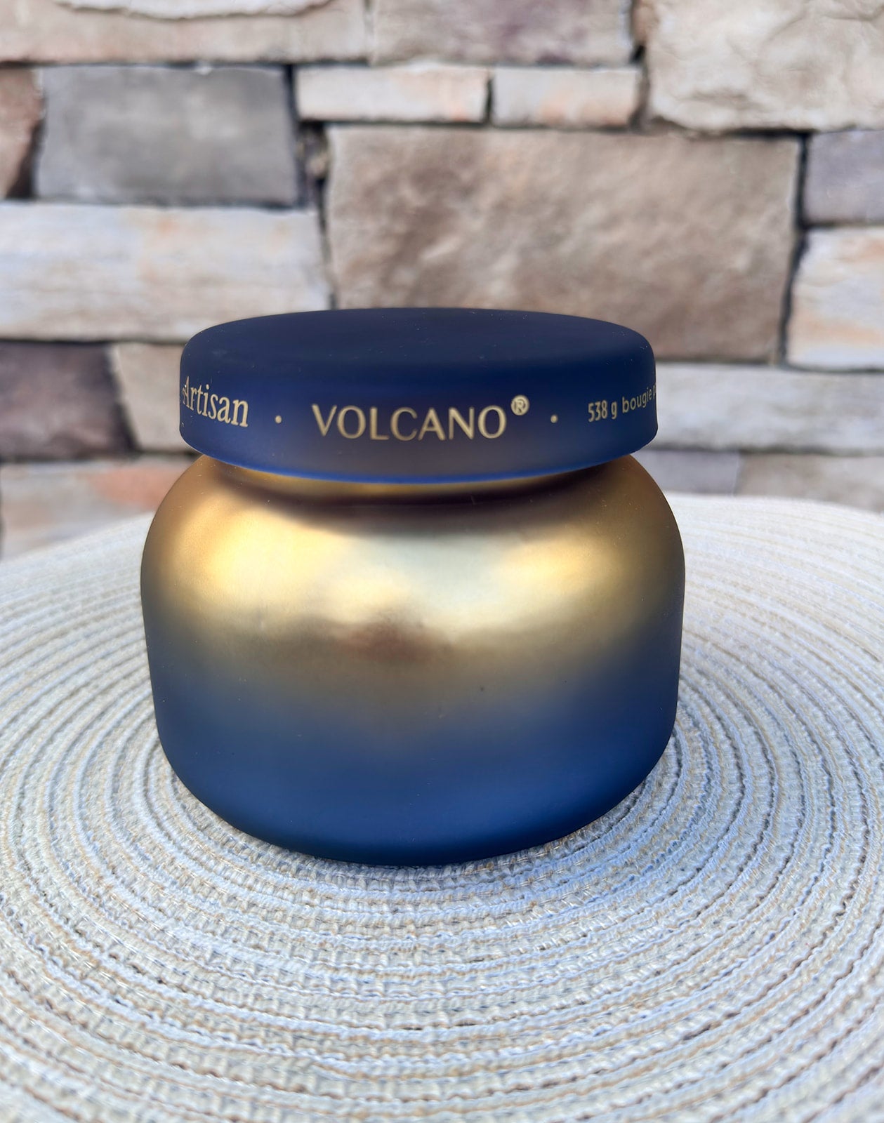 [Capri Blue] Volcano Tuscan Radiance Signature Candle - The Pink Pineapple 850