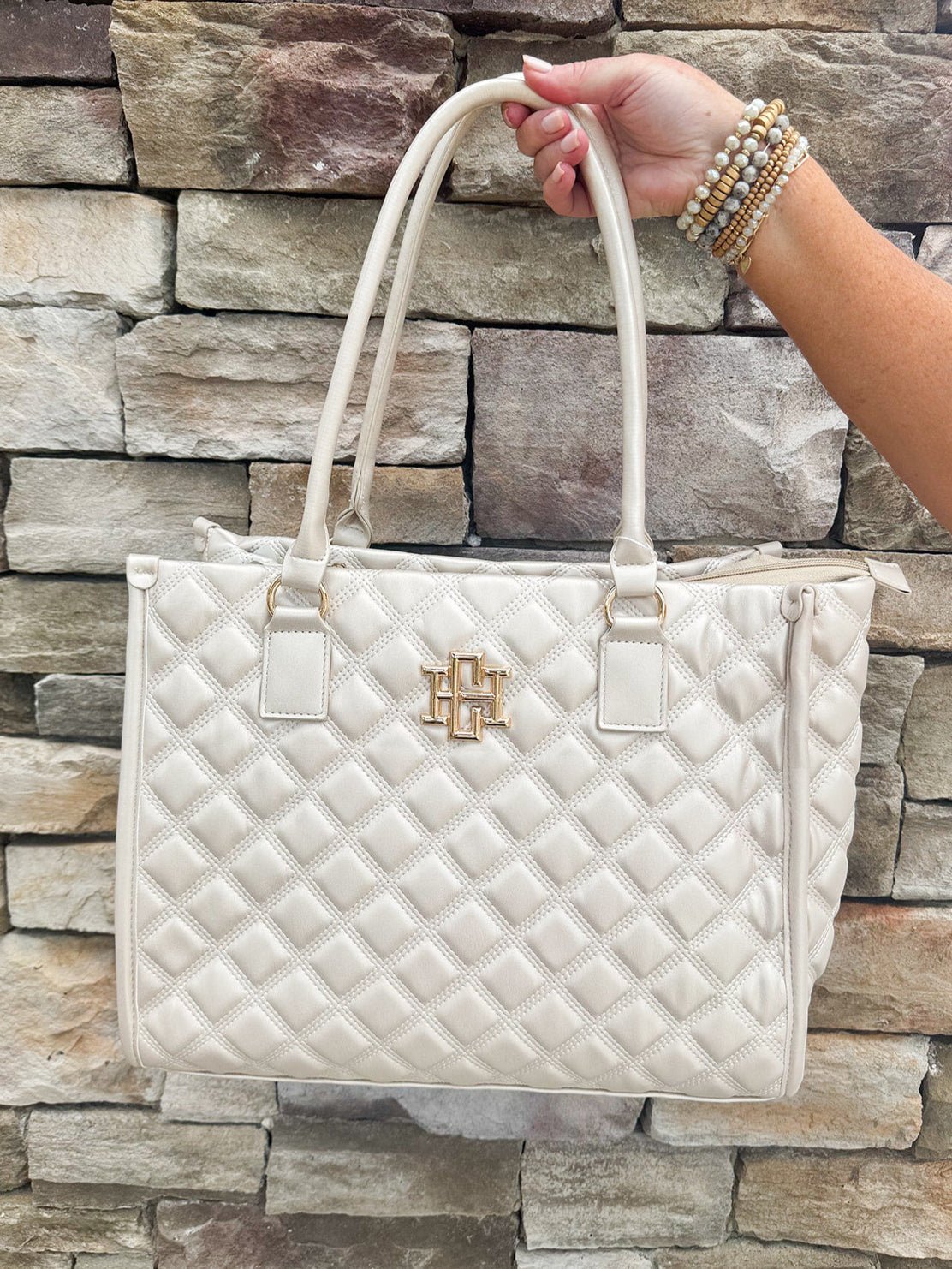 [Caroline Hill] Hailey Tote Pearl Quilted - The Pink Pineapple 850