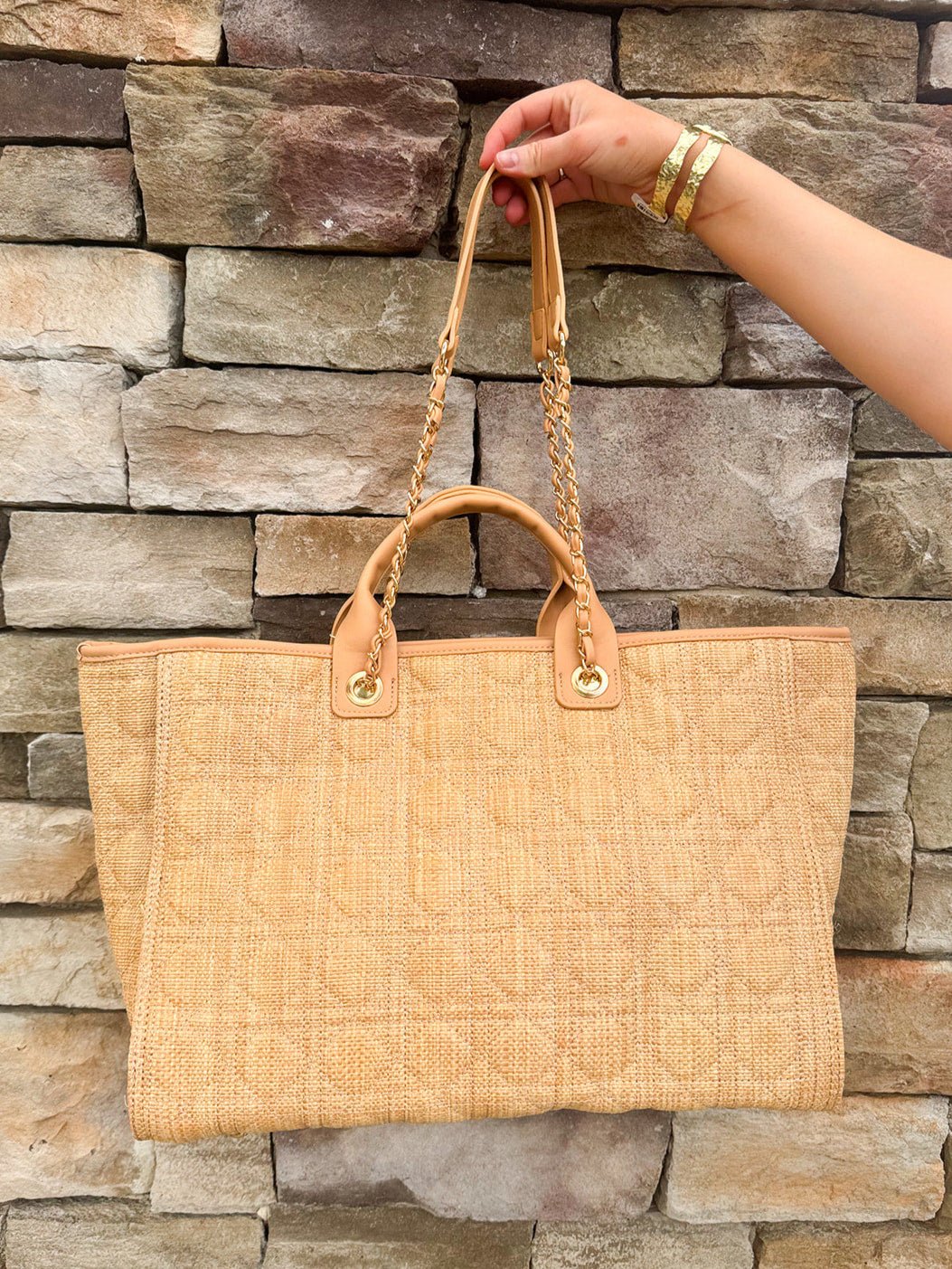 [Caroline Hill] Melissa Tote Bag Natural Quilted - The Pink Pineapple 850