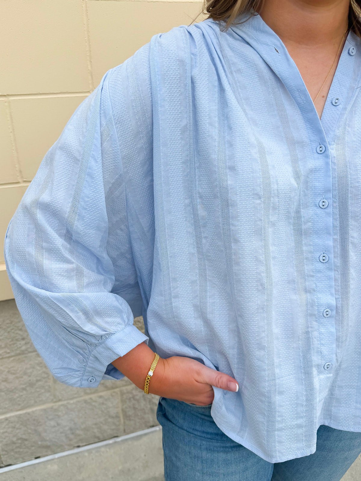 Charming Moment Button Down Top in Blue - The Pink Pineapple 850