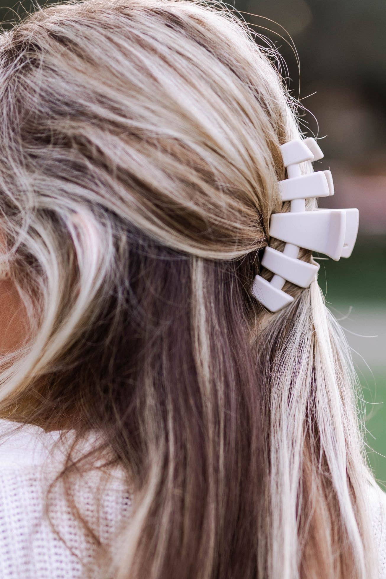 Classic Toasted Medium Hair Clip - The Pink Pineapple 850