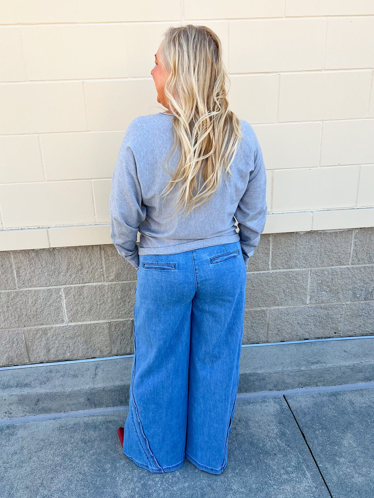 Cloud Cover Comfort Sweater - The Pink Pineapple 850