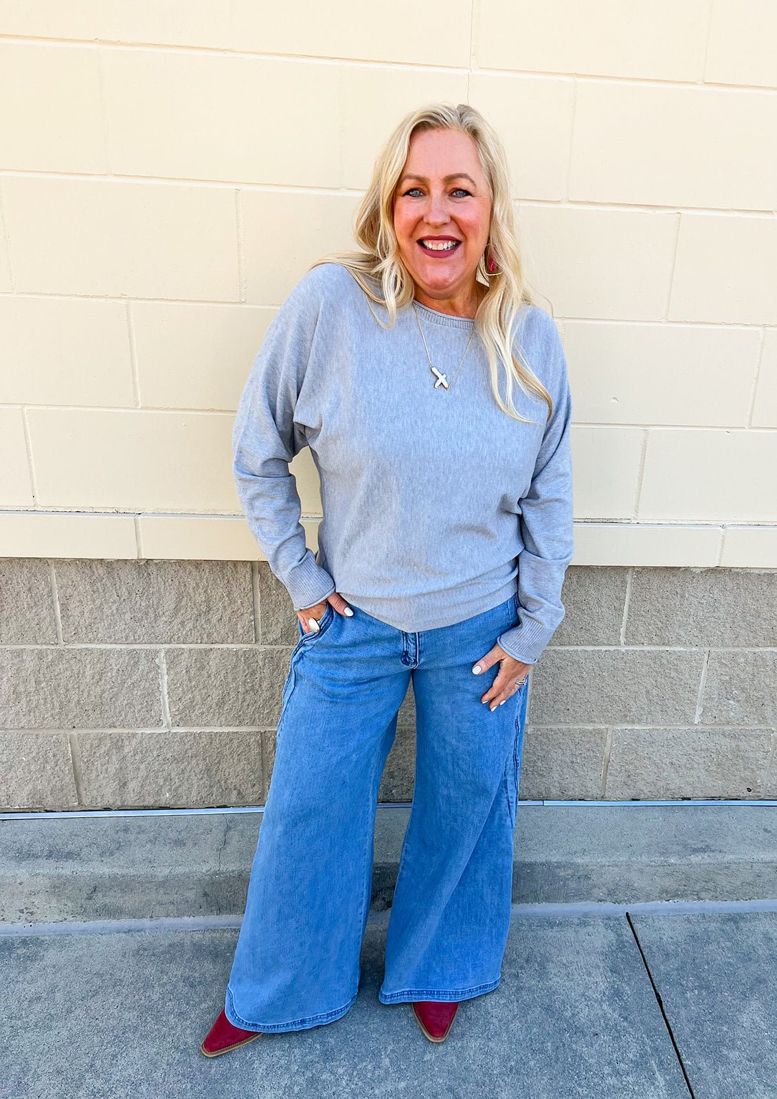 Cloud Cover Comfort Sweater - The Pink Pineapple 850