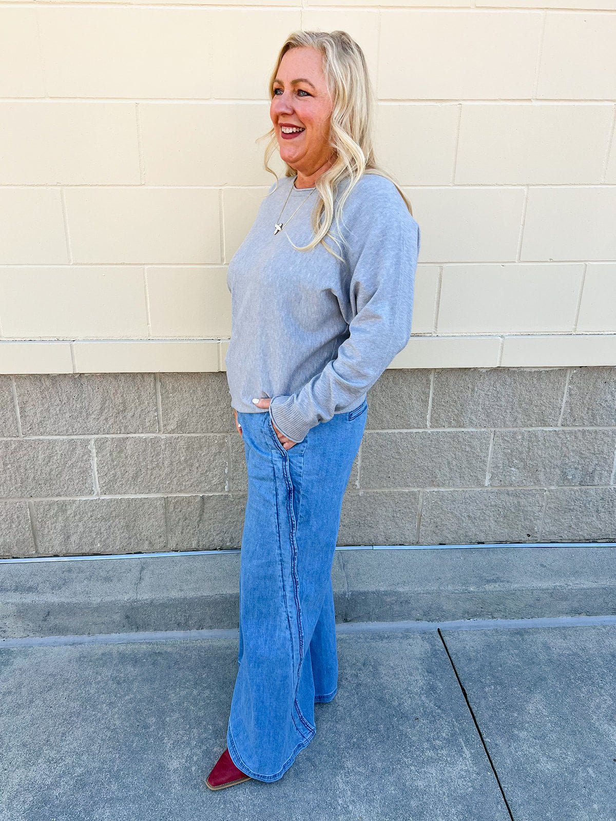 Cloud Cover Comfort Sweater - The Pink Pineapple 850