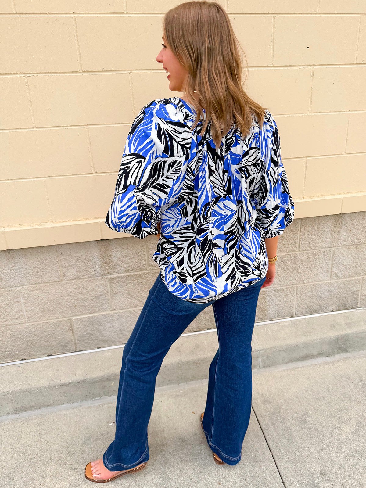 Coastal Current Mandarin Top - The Pink Pineapple 850