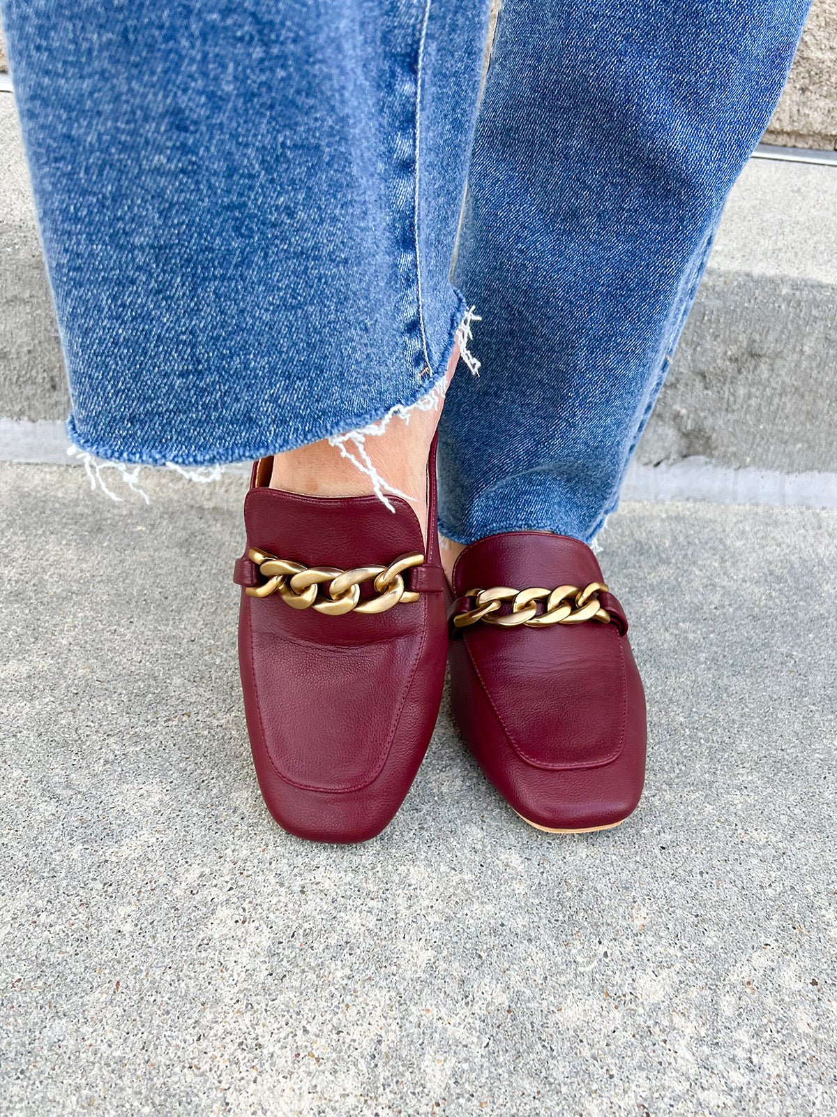 [Corkys] Keepsake Burgundy Mules - The Pink Pineapple 850