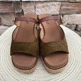 [Corky’s] Treat Yourself Wedges in Moss - The Pink Pineapple 850