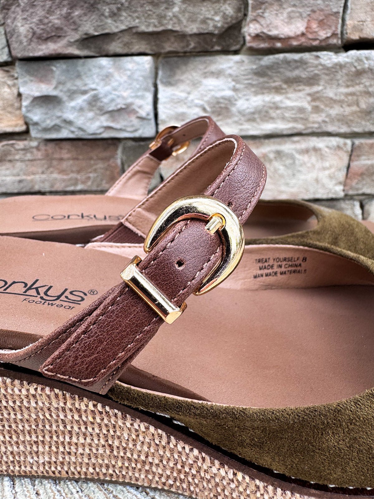 [Corky’s] Treat Yourself Wedges in Moss - The Pink Pineapple 850