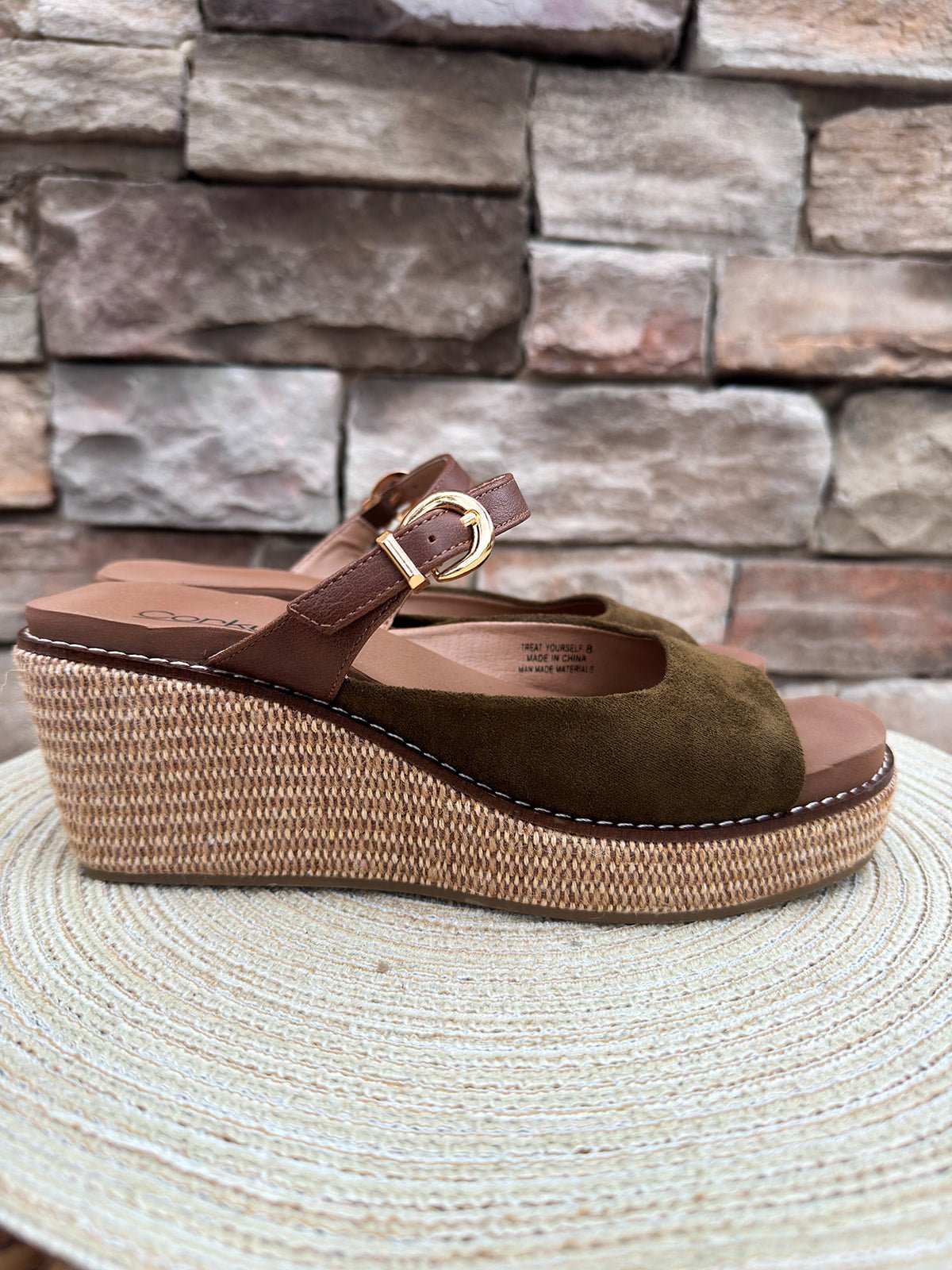 [Corky’s] Treat Yourself Wedges in Moss - The Pink Pineapple 850
