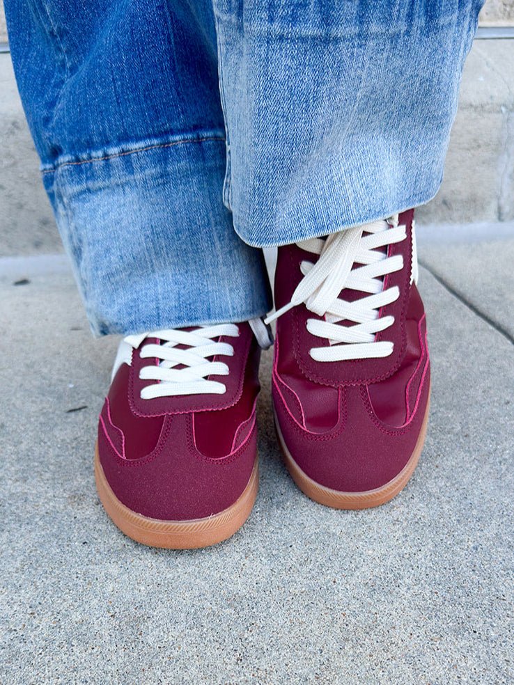 Crimson Coast Sneakers - The Pink Pineapple 850