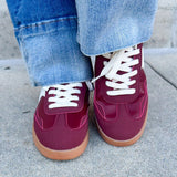 Crimson Coast Sneakers - The Pink Pineapple 850