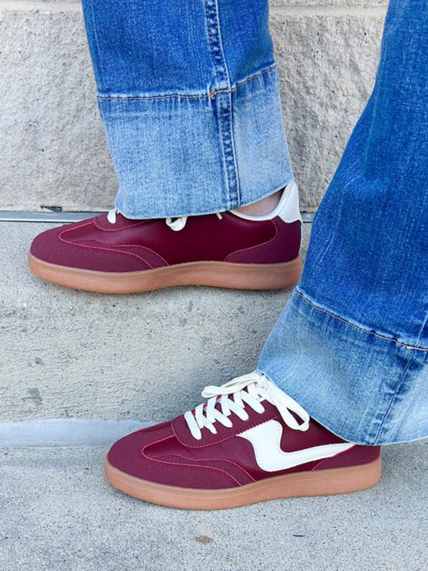 Crimson Coast Sneakers - The Pink Pineapple 850