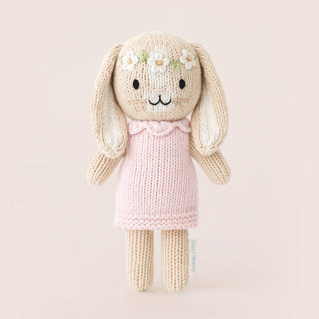 Cuddle + Kind] Tiny Hannah the Bunny. - The Pink Pineapple 850