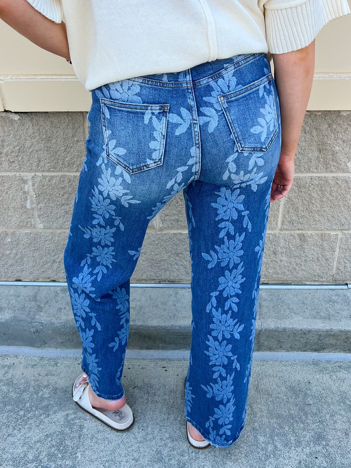 Daisy Daydream Wide Leg Jeans - The Pink Pineapple 850