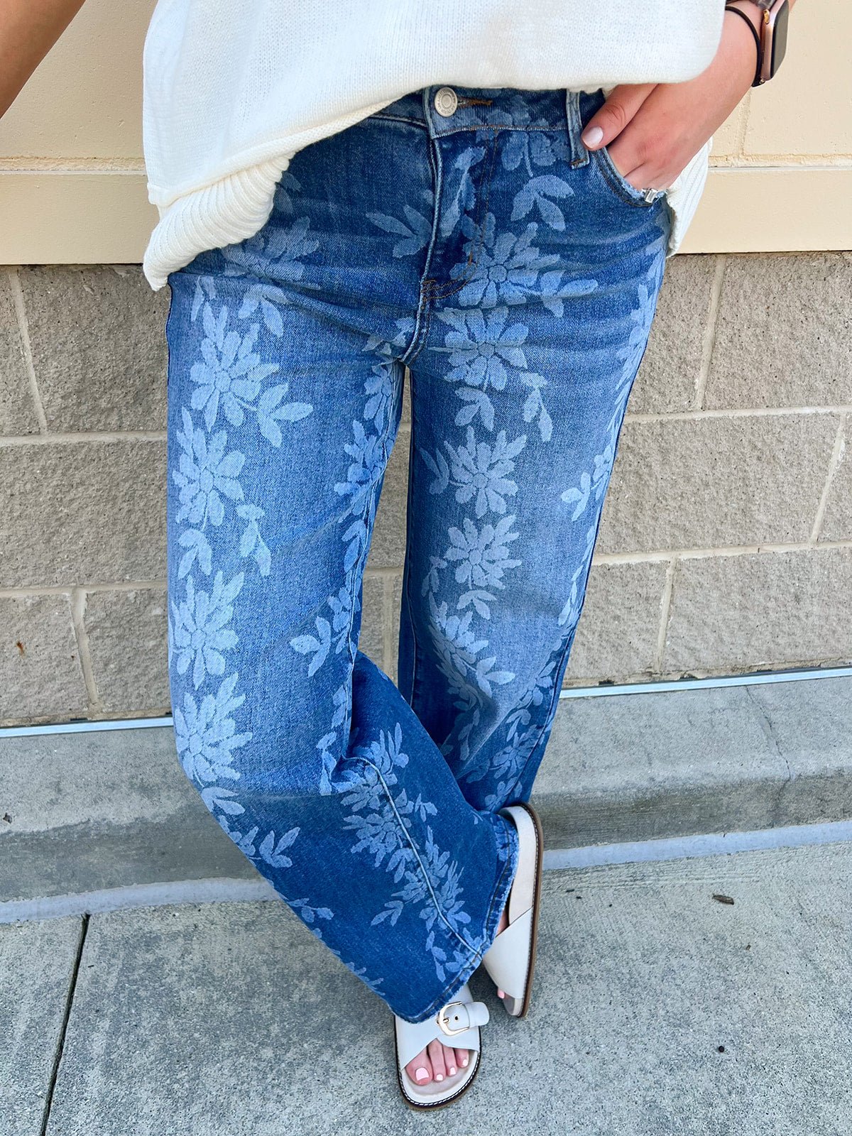 Daisy Daydream Wide Leg Jeans - The Pink Pineapple 850