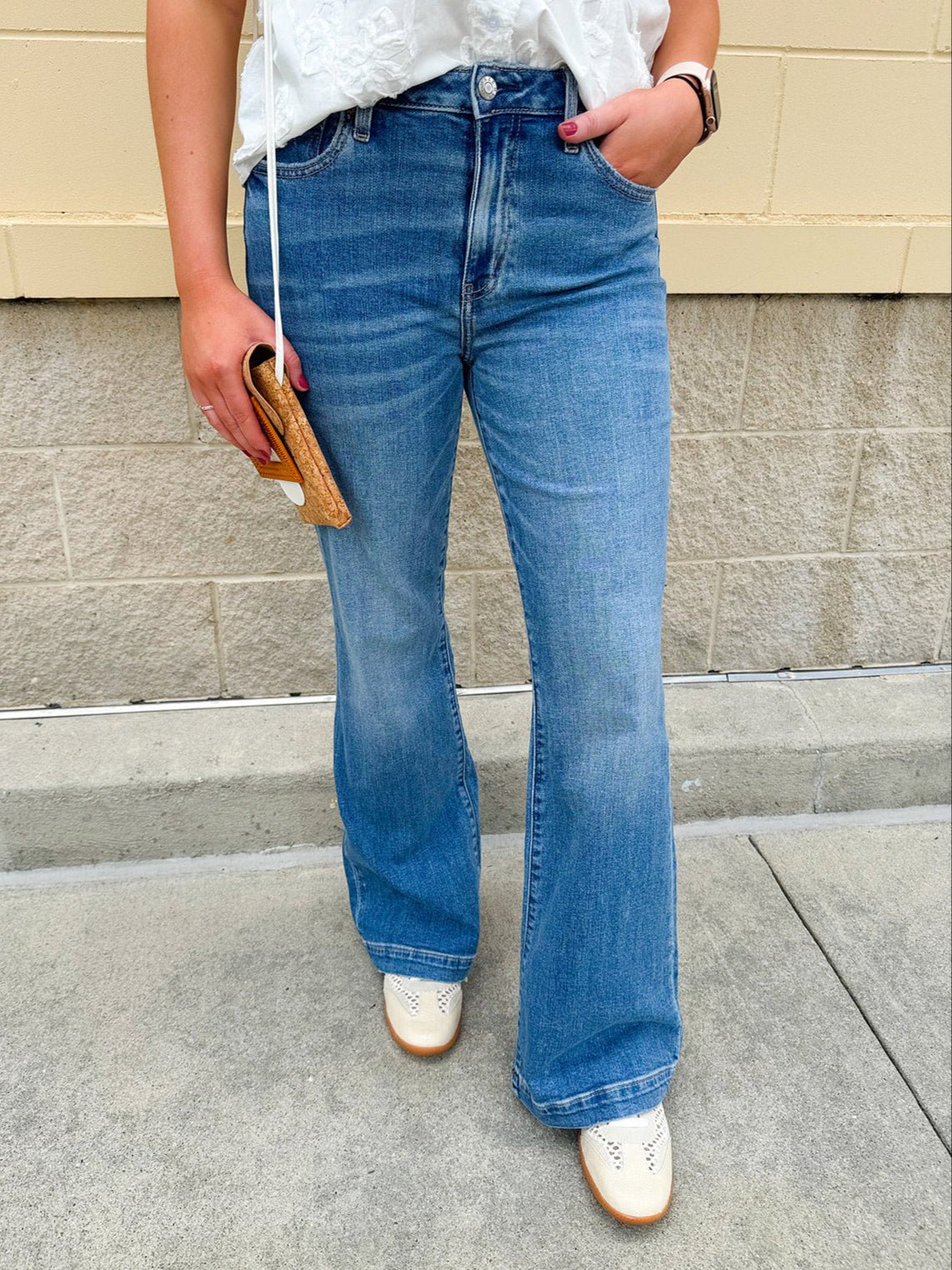 [Daze] Heartbreaker Midrise Flare Jeans - The Pink Pineapple 850