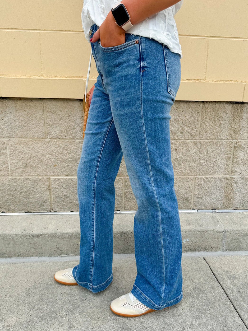 [Daze] Heartbreaker Midrise Flare Jeans - The Pink Pineapple 850