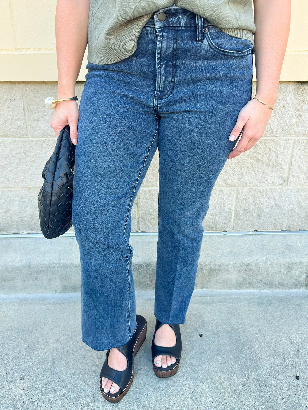 [Dear John] Jeanne Flare Jean in Callaway - The Pink Pineapple 850