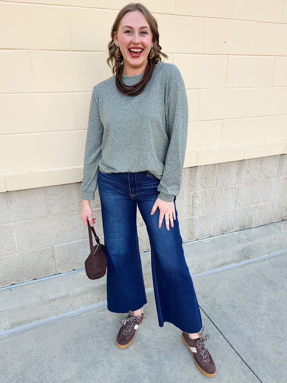 Deep Moss Hacci Tee - The Pink Pineapple 850