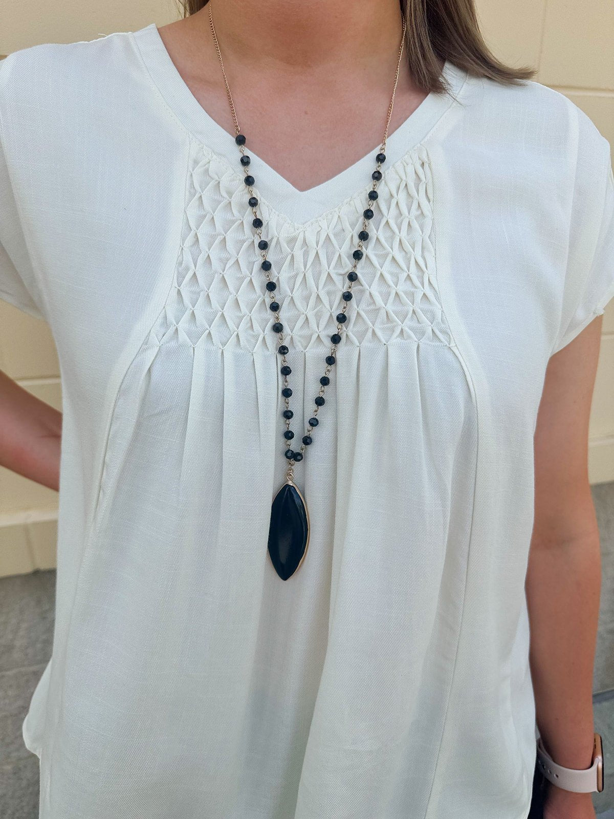 Dianna Precious Stone Pendant Necklace in Black - The Pink Pineapple 850