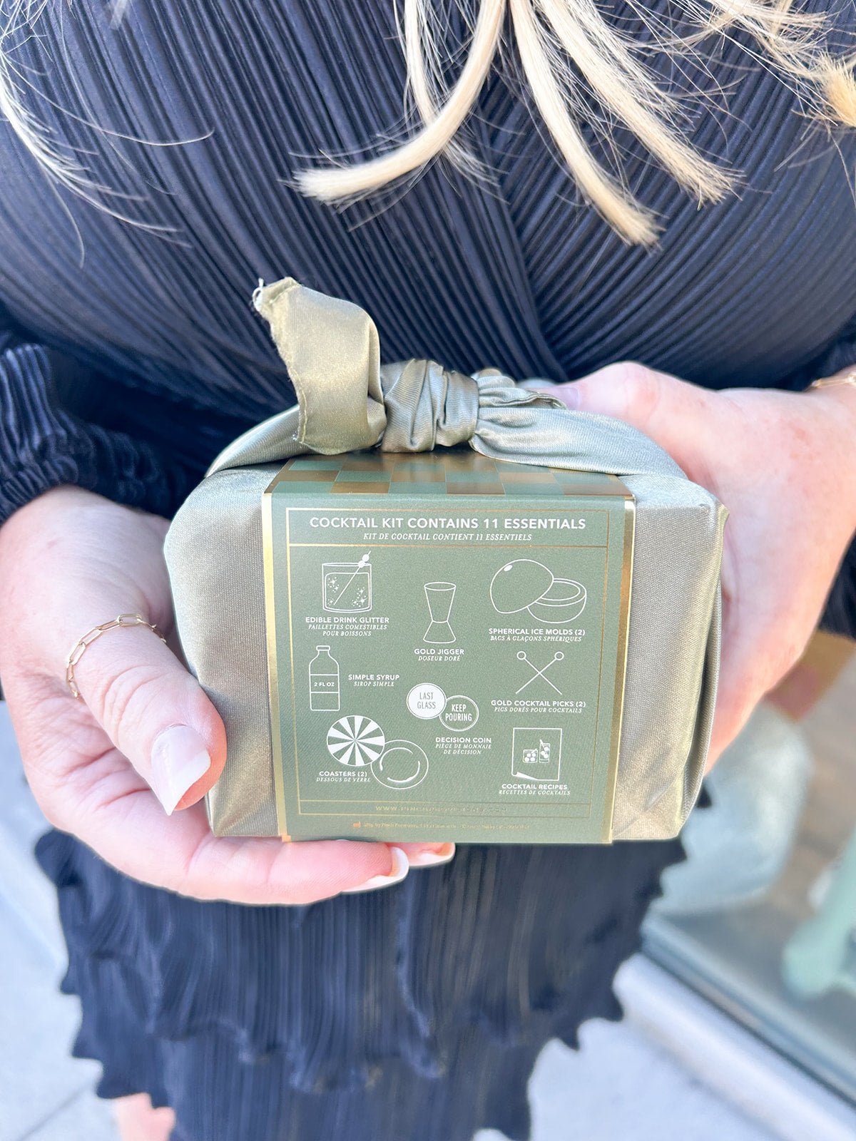 Drinks Well with Others Cocktail Kit - The Pink Pineapple 850