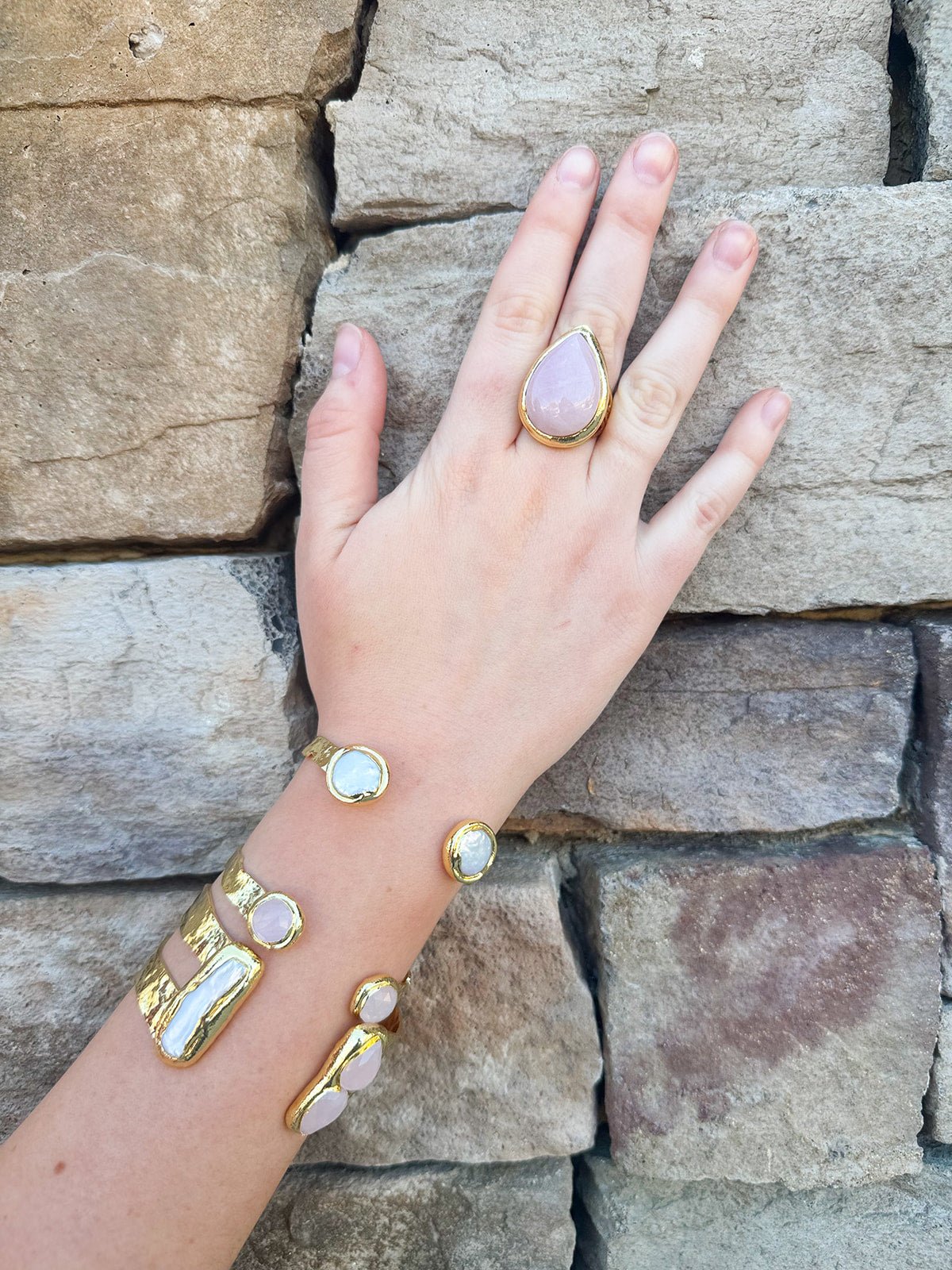 [Easton Elle] Double Cuff - Freshwater Pearl & Pink - The Pink Pineapple 850