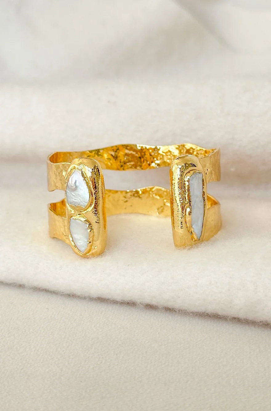 [Easton Elle] Double Pearl Cuff - The Pink Pineapple 850