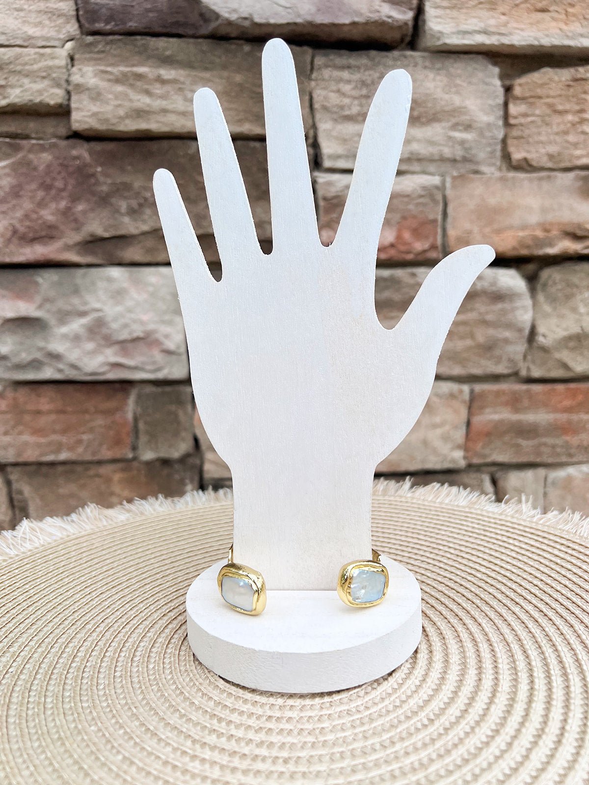 [Easton Elle] Freshwater Pearl Mist Cuff - The Pink Pineapple 850
