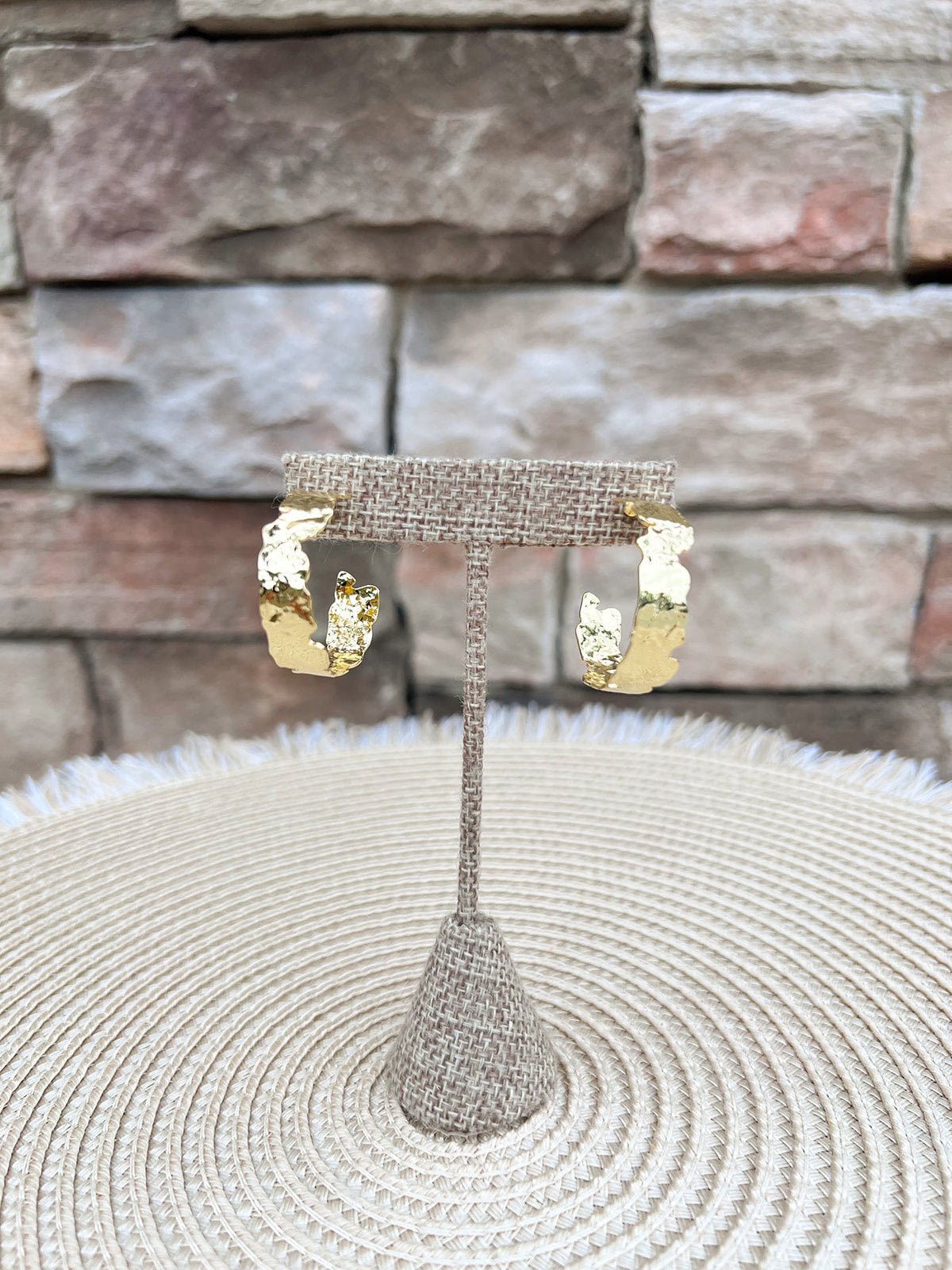 [Easton Elle] Gold Plated Hoops Earrings - The Pink Pineapple 850