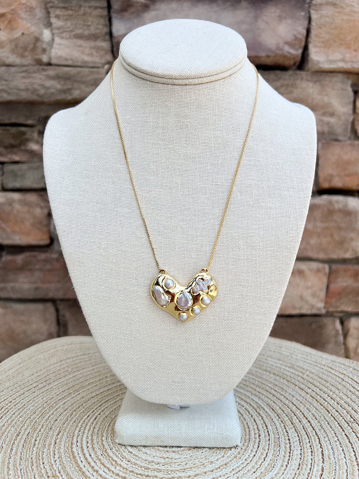 [Easton Elle] Heavenly Heart Slip Necklace - The Pink Pineapple 850