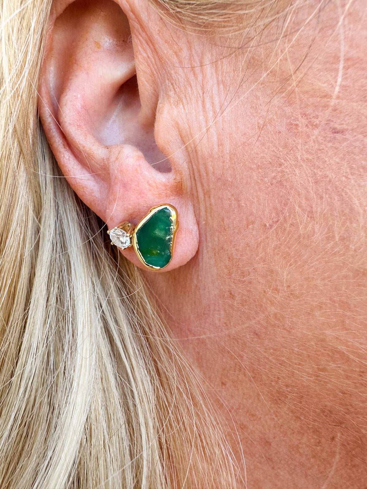 [Easton Elle] Irregular Green Stud Earrings - The Pink Pineapple 850