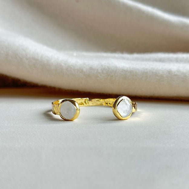 [Easton Elle] Misty Clear Crystal Cuff - The Pink Pineapple 850