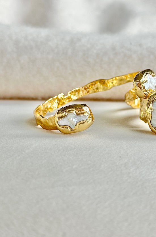 [Easton Elle] Misty Pearl Cross Cuff - The Pink Pineapple 850