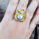 [Easton Elle] Orca Pearl Ring - The Pink Pineapple 850