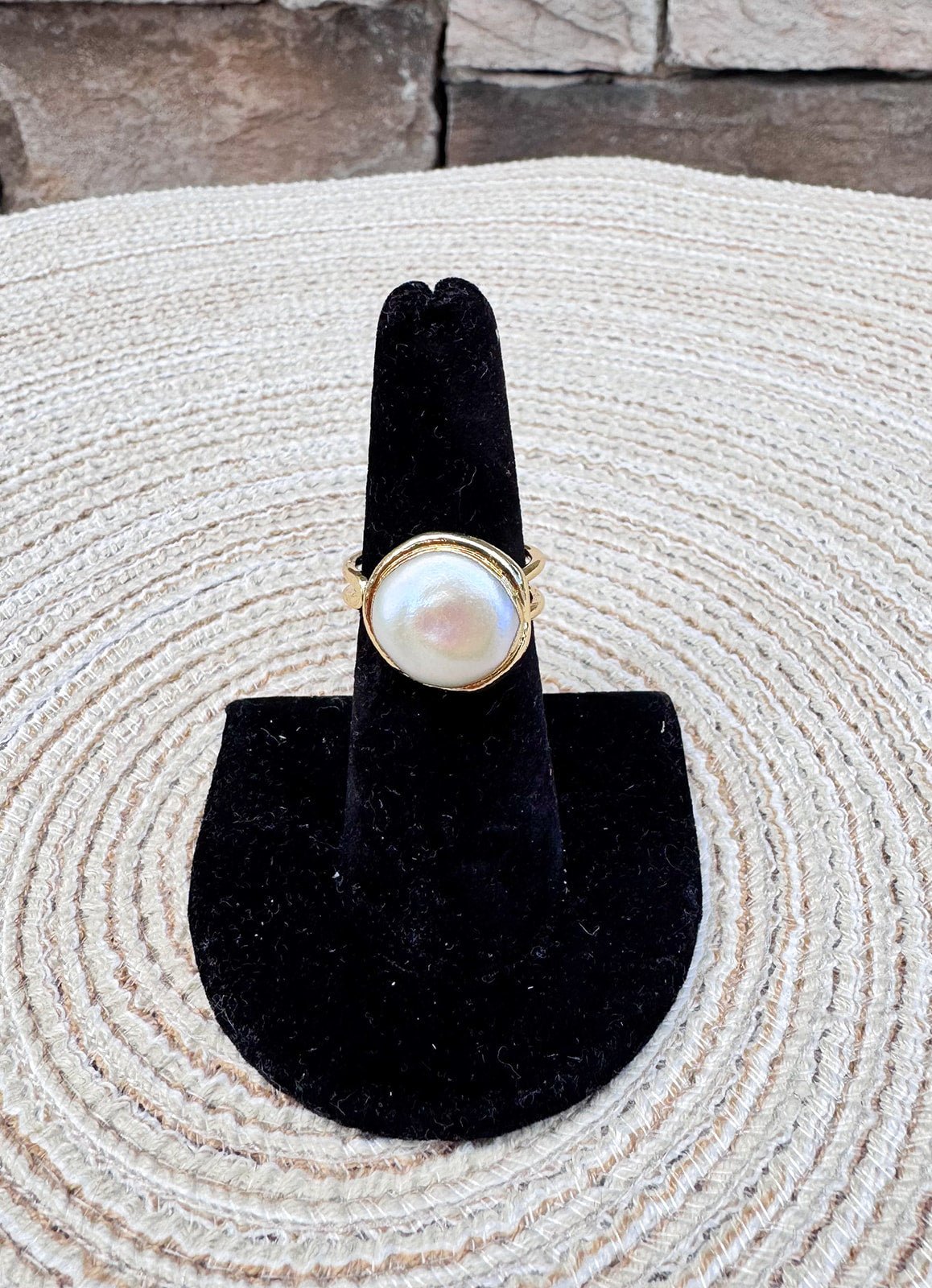 [Easton Elle] Single Pearl Ring – Gold - The Pink Pineapple 850