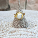 [Easton Elle] Single Round Pearl Ring - The Pink Pineapple 850