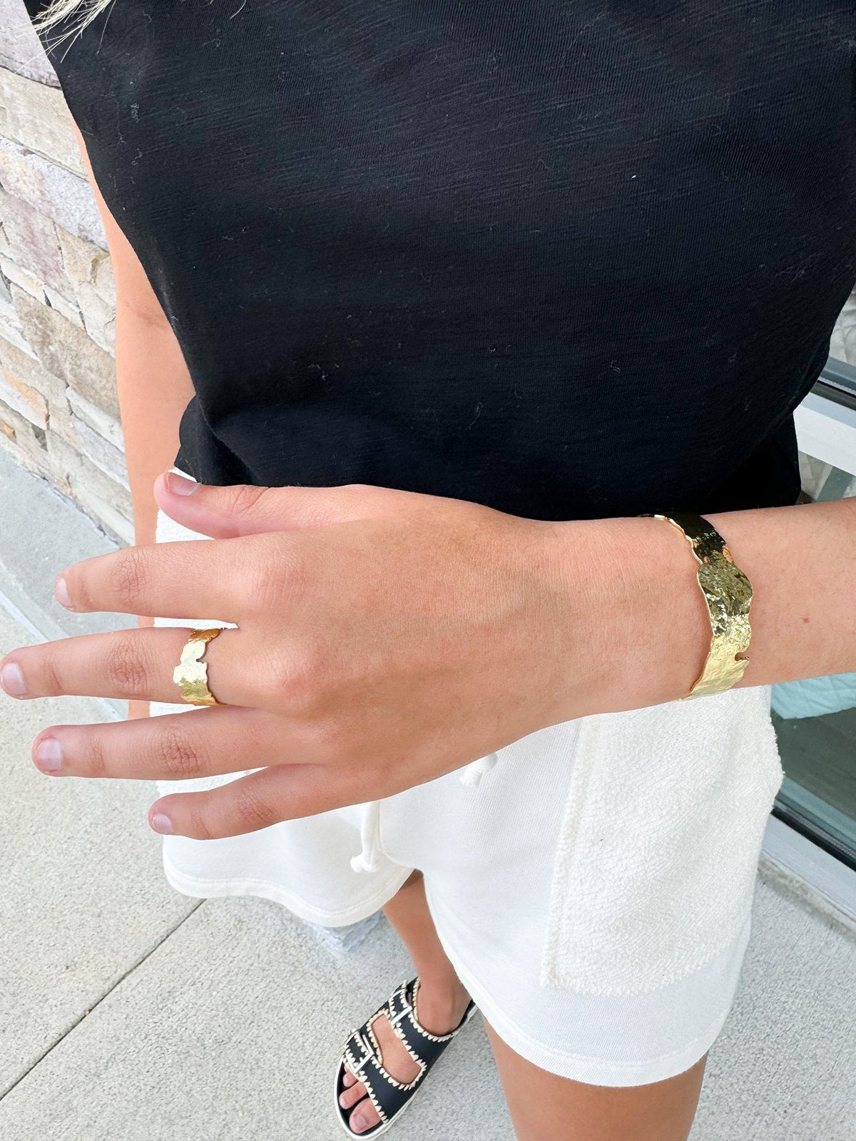 [Easton Elle] Thick Plated Cuff Bracelet - The Pink Pineapple 850