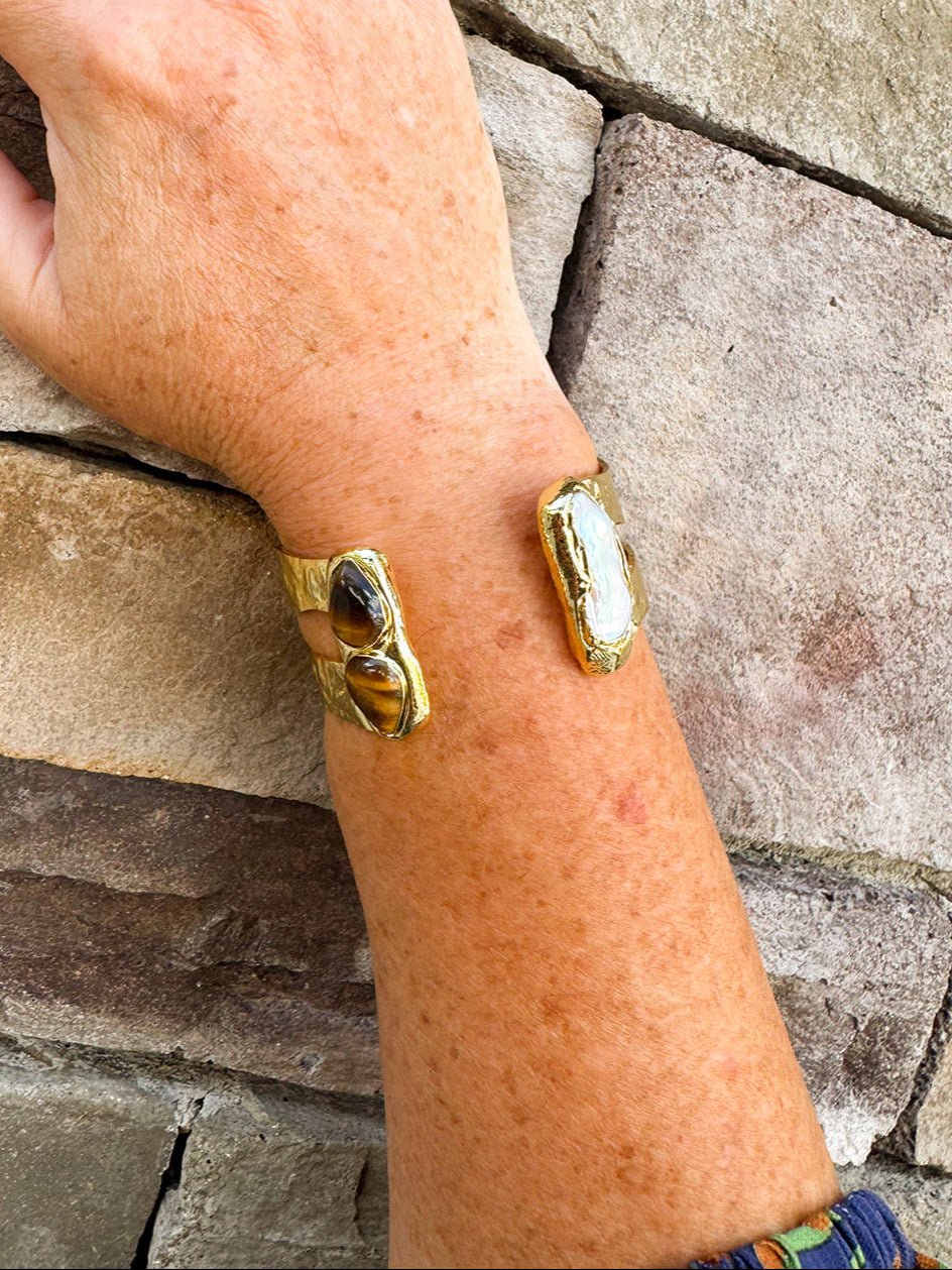 [Easton Elle] Tigers Eye & Freshwater Pearl Double Cuff - The Pink Pineapple 850