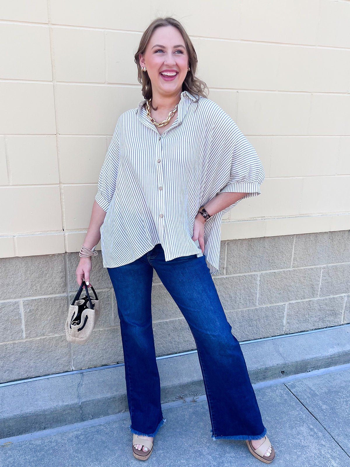 Effortless Lines Button Down Top - The Pink Pineapple 850
