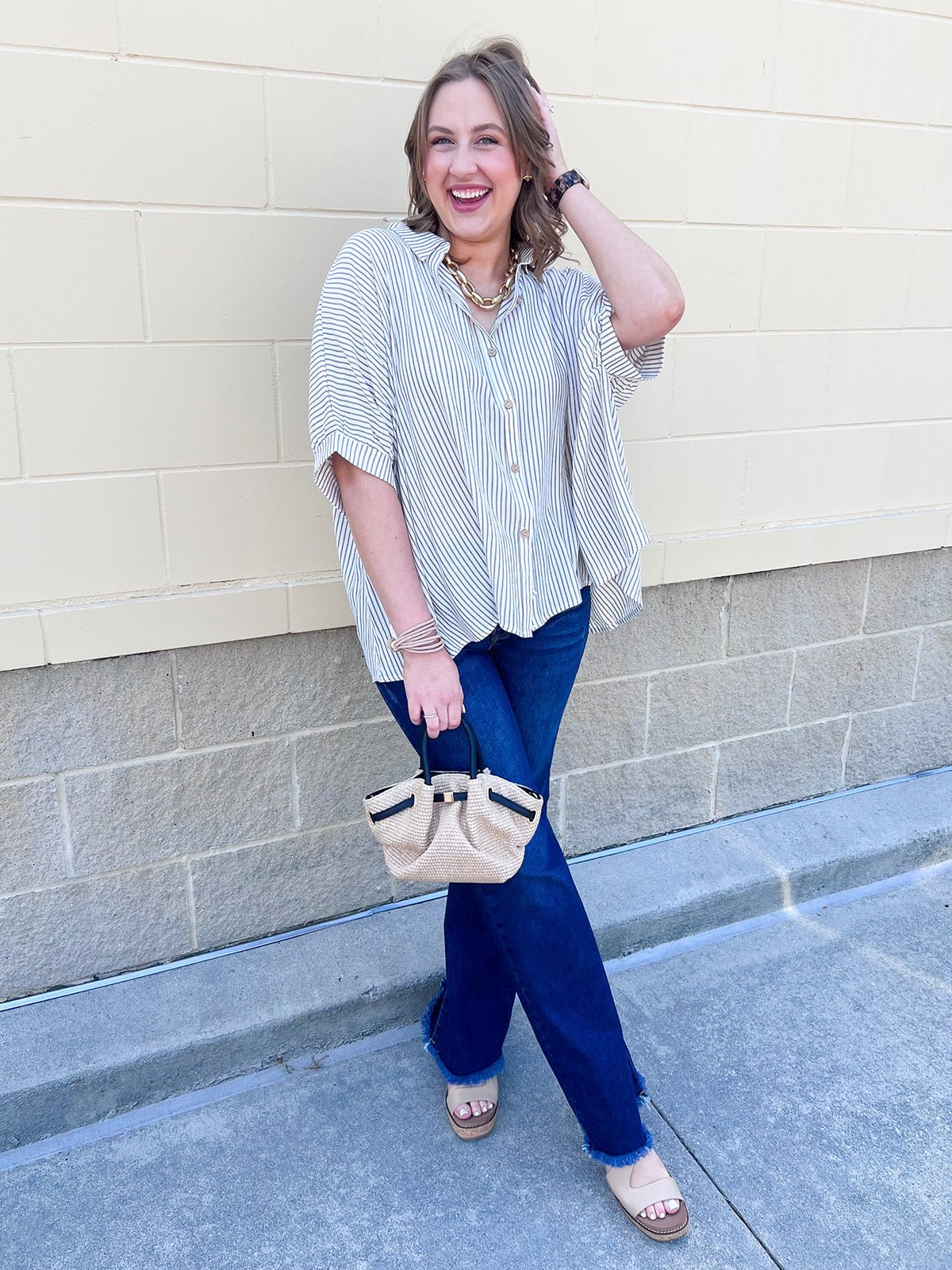Effortless Lines Button Down Top - The Pink Pineapple 850