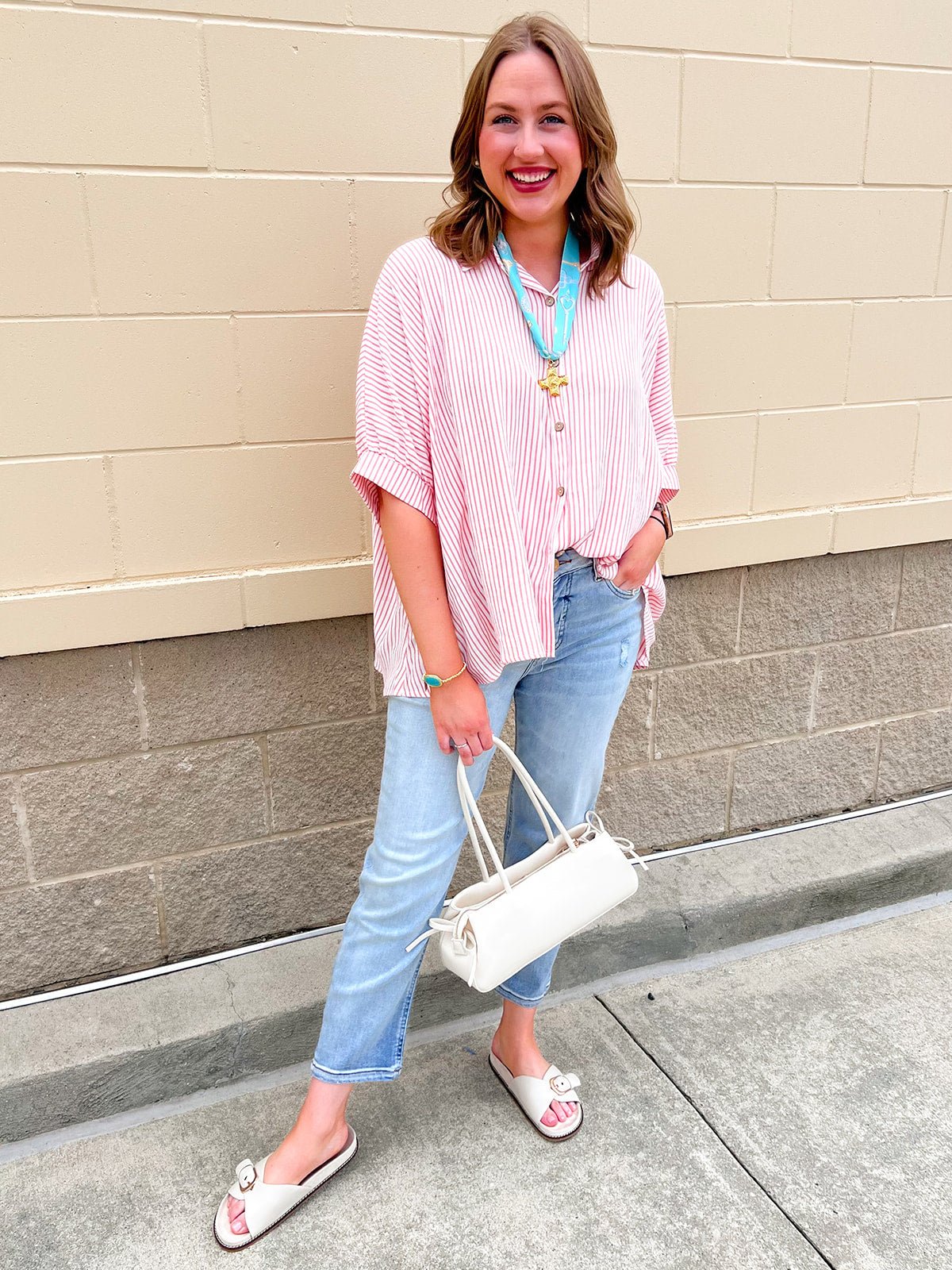 Effortless Lines Button Down Top in Coral - The Pink Pineapple 850