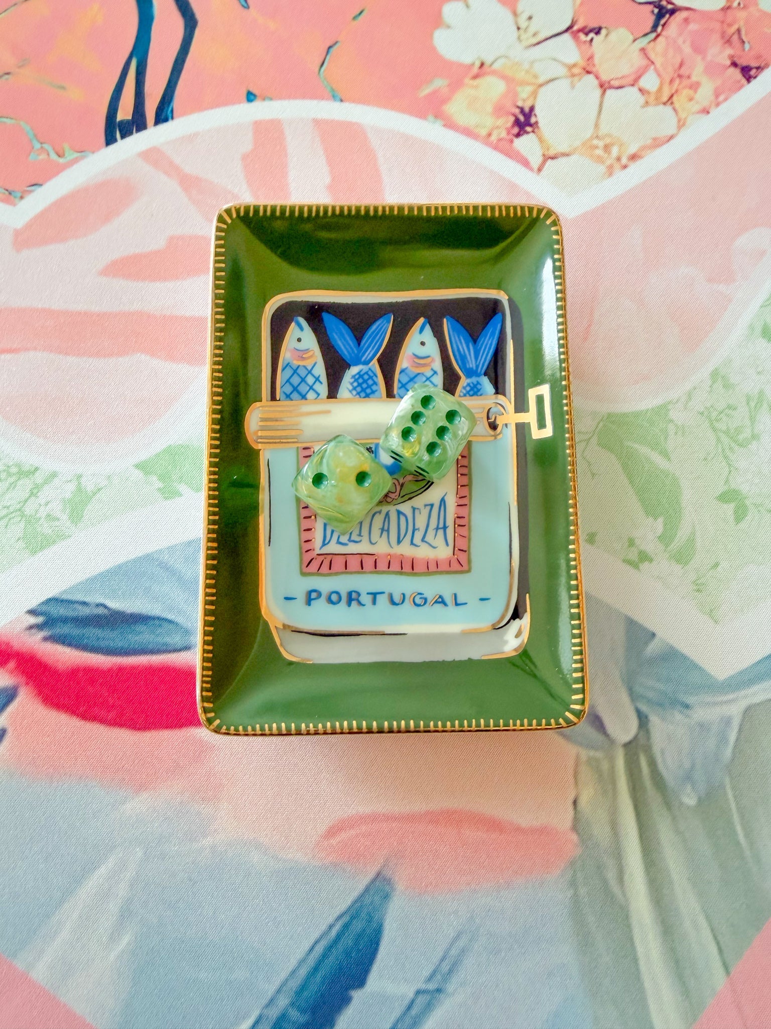 Empress Botanica Mahjong Dice - The Pink Pineapple 850