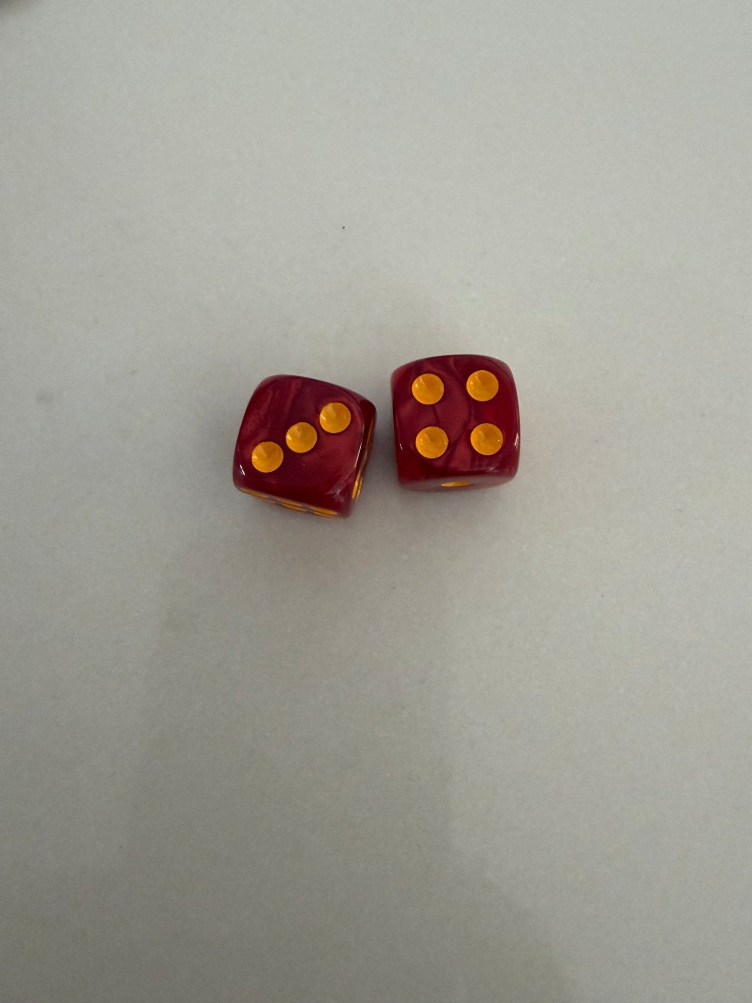 Empress Garnet Mahjong Dice - The Pink Pineapple 850