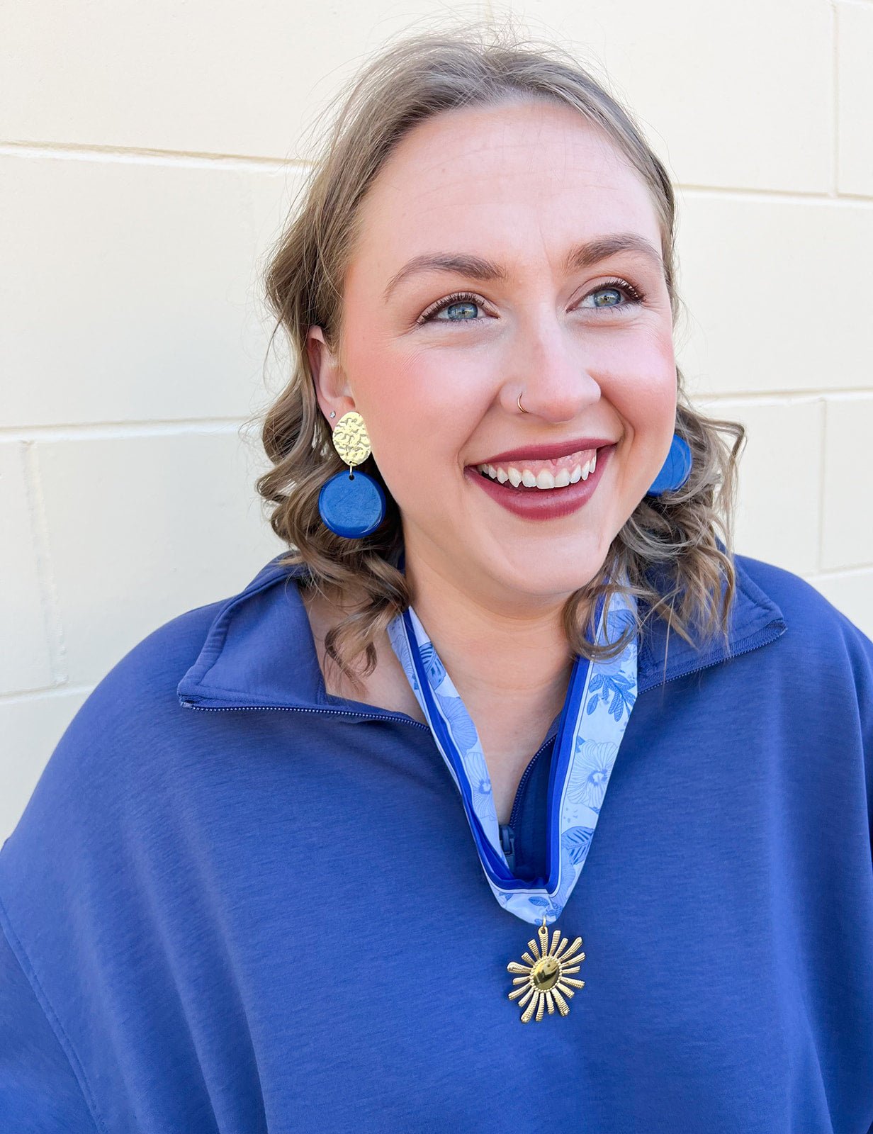 Evening Chic Gold & Cobalt Earrings - The Pink Pineapple 850