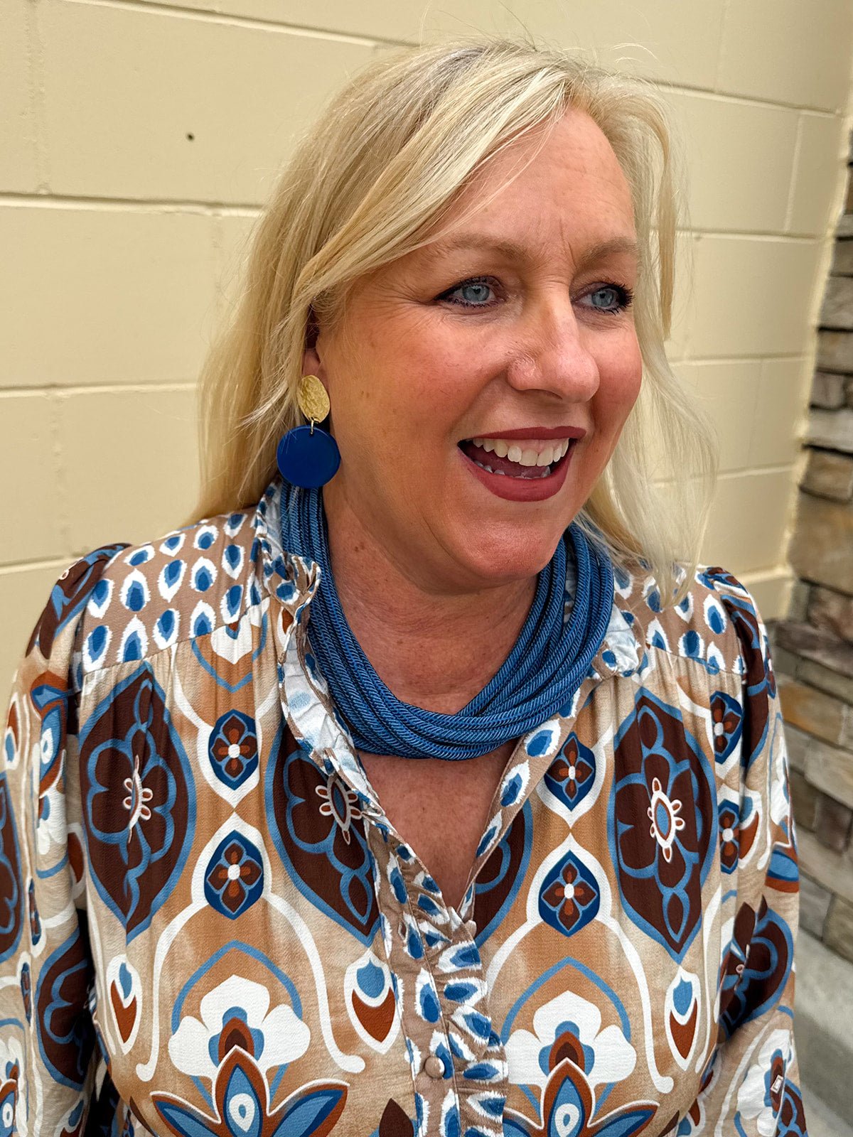 Evening Chic Gold & Cobalt Earrings - The Pink Pineapple 850