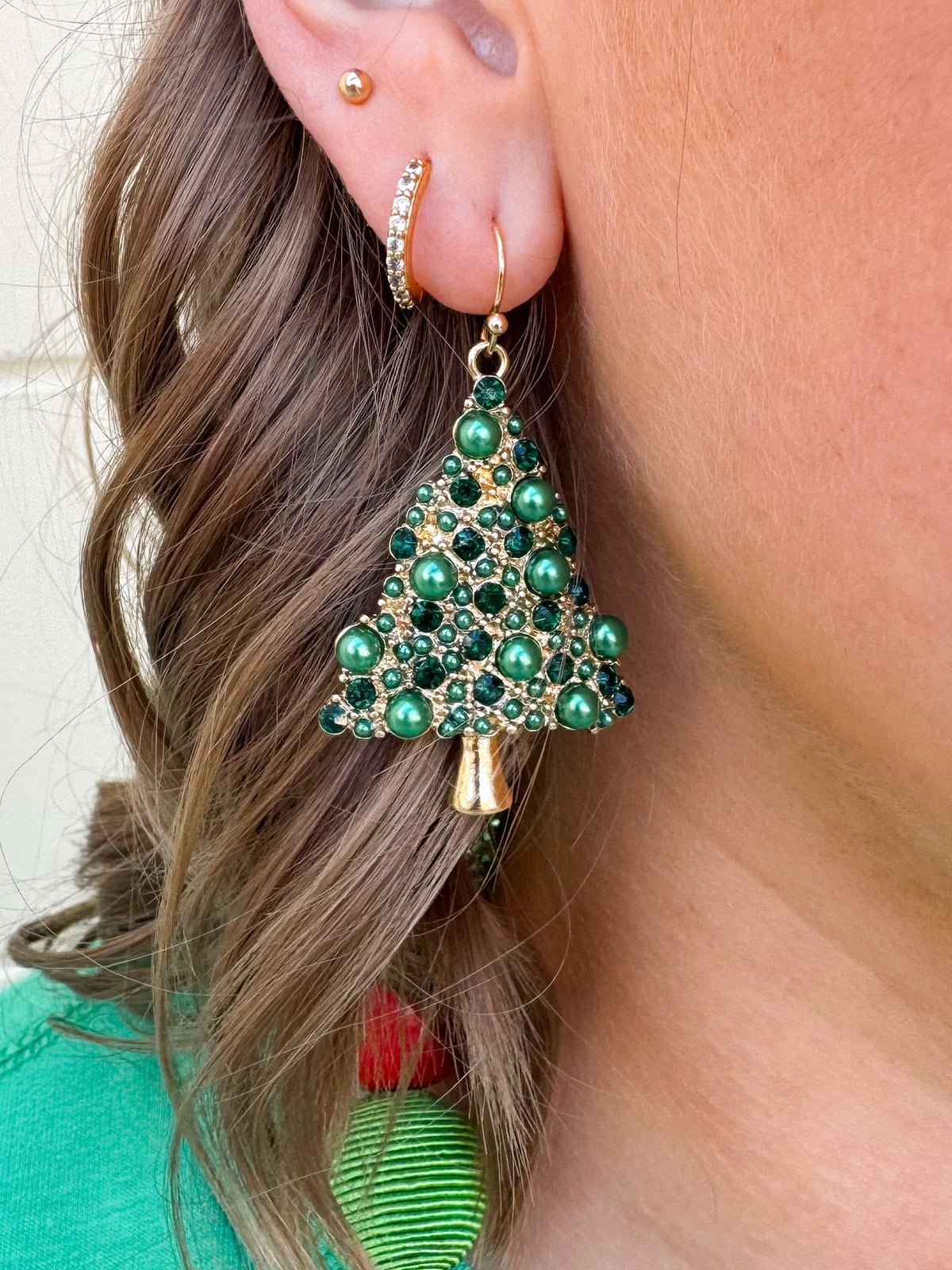 Evergreen Pearl Christmas Tree Dangle Earrings - The Pink Pineapple 850