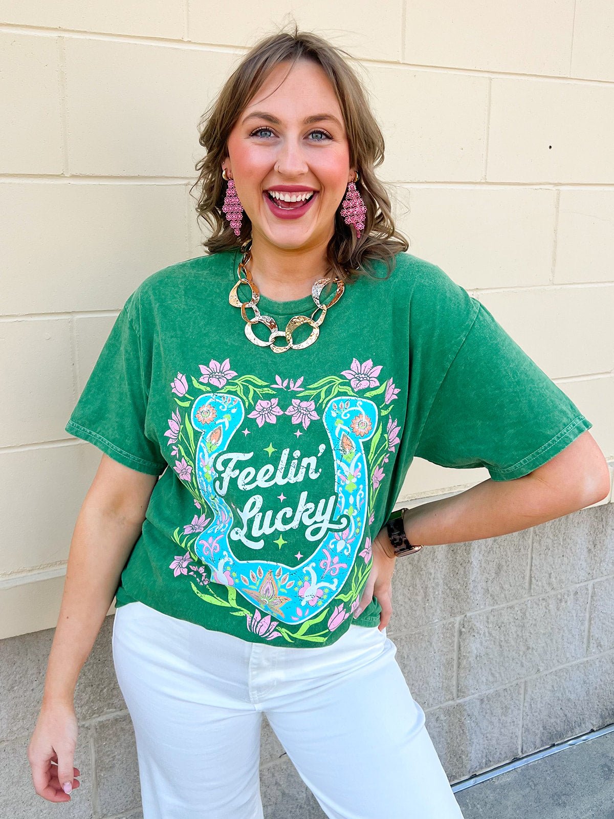 Feelin' Lucky Horseshoe Tee - The Pink Pineapple 850