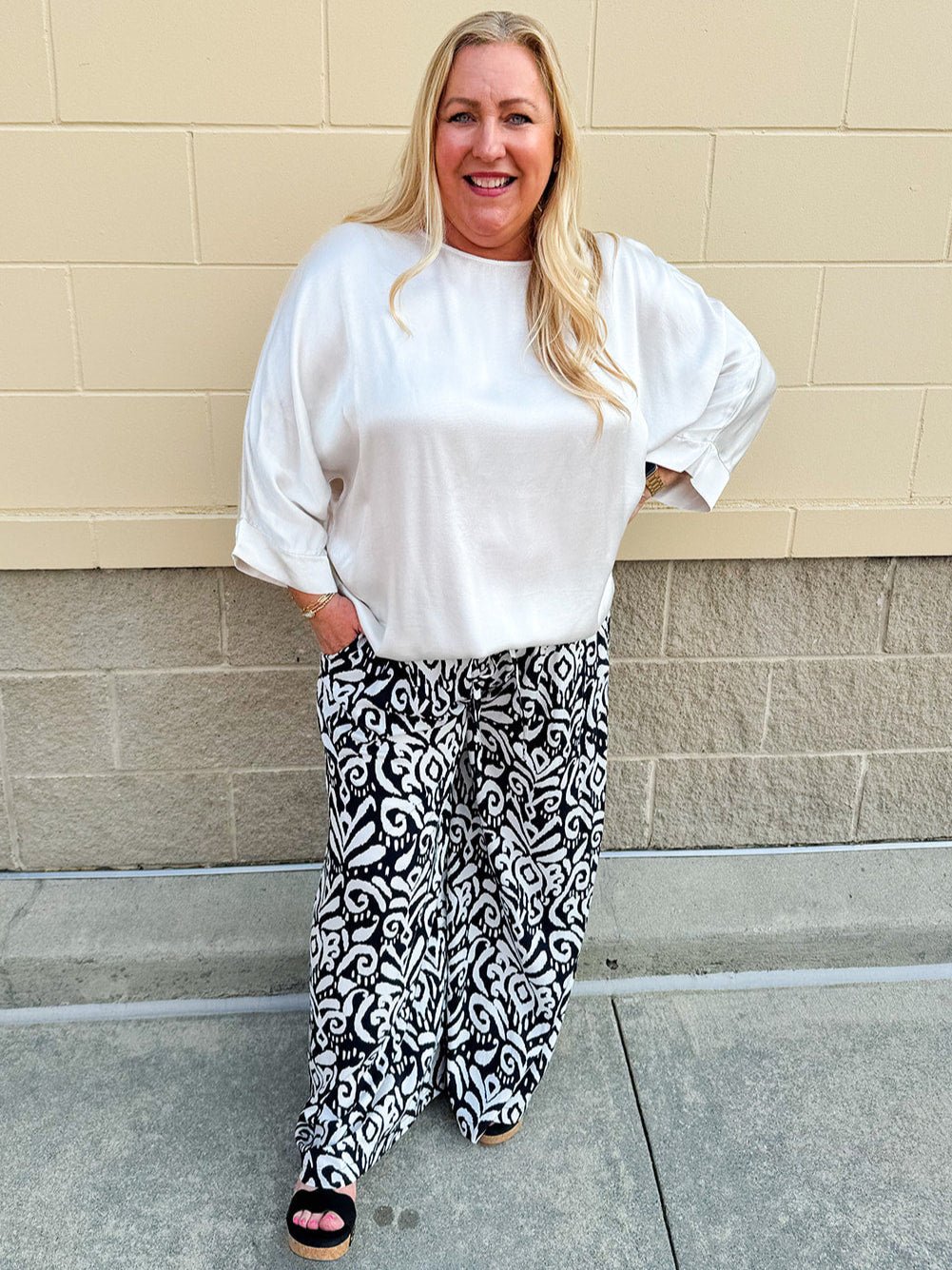 {FINAL SALE} Bungalow Living Drawstring Pants {Made in Italy} - The Pink Pineapple 850