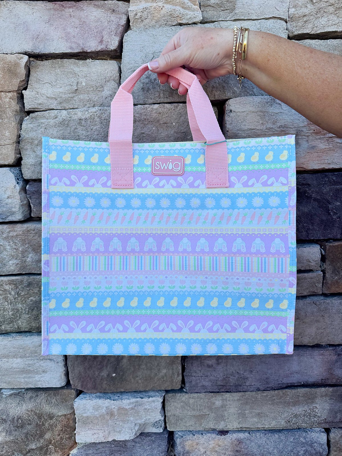 {FINAL SALE} Bunny Trail Reusable Gift Bag Medium - The Pink Pineapple 850